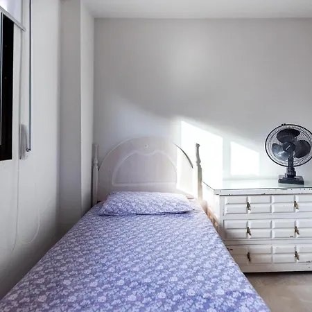 Apartment Centre *